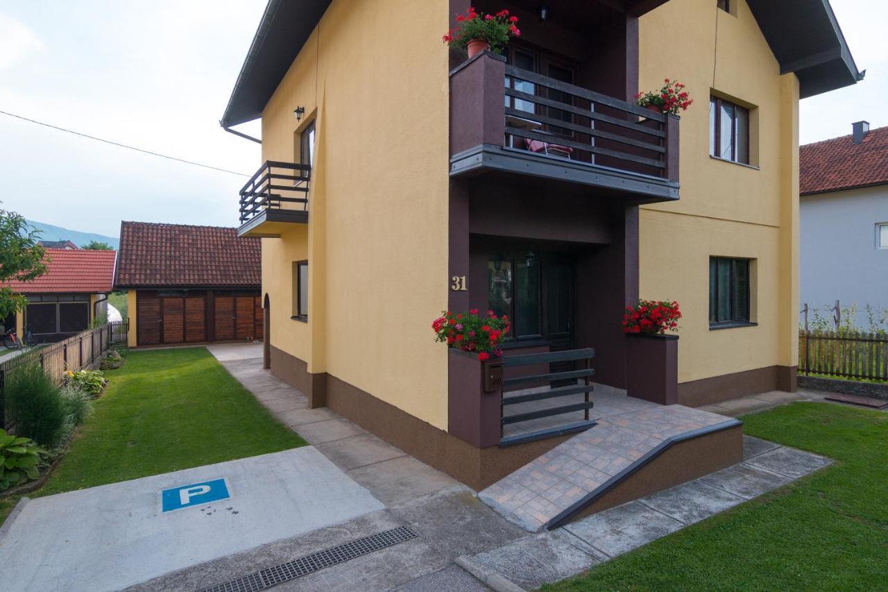 Brick Apartment Баина-Башта Экстерьер фото