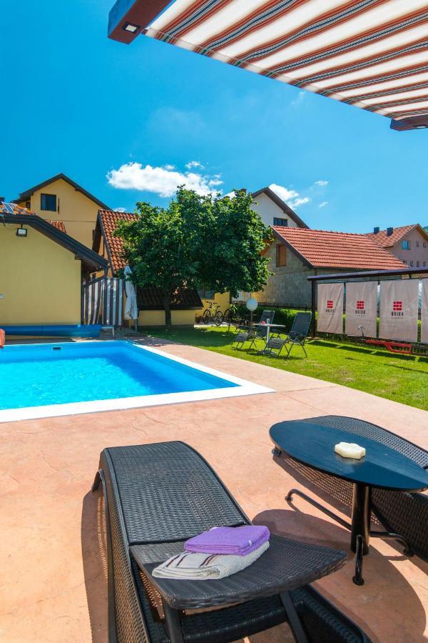 Brick Apartment Баина-Башта Экстерьер фото